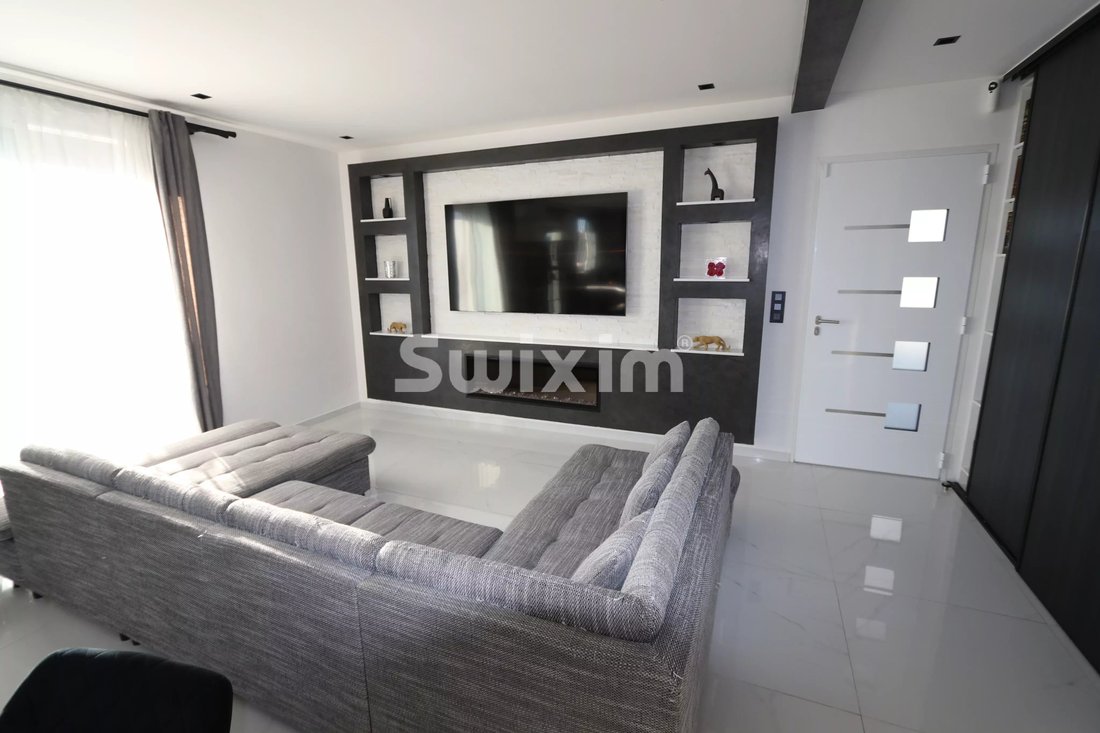 Apartment in Antibes, Provence-Alpes-Côte d'Azur, France 5 - 17982896