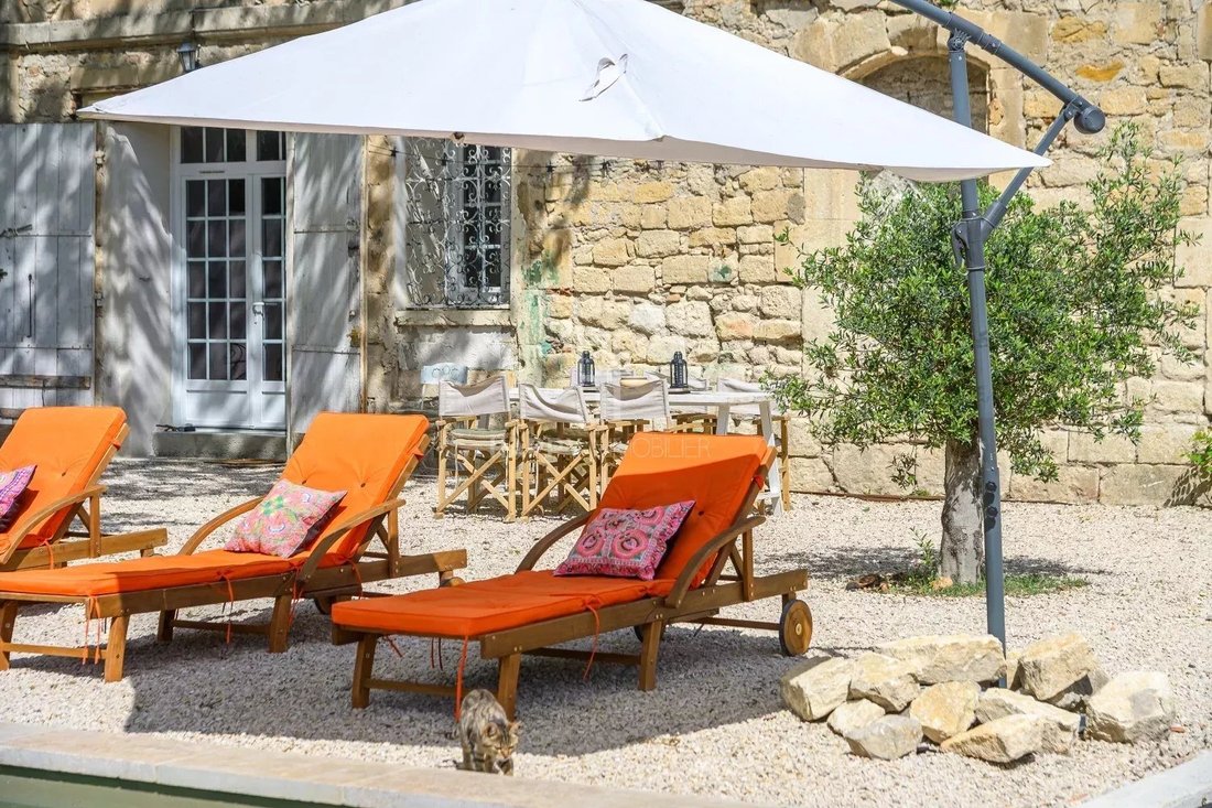 Country House in Arles, Provence-Alpes-Côte d'Azur, France 3 - 17982922