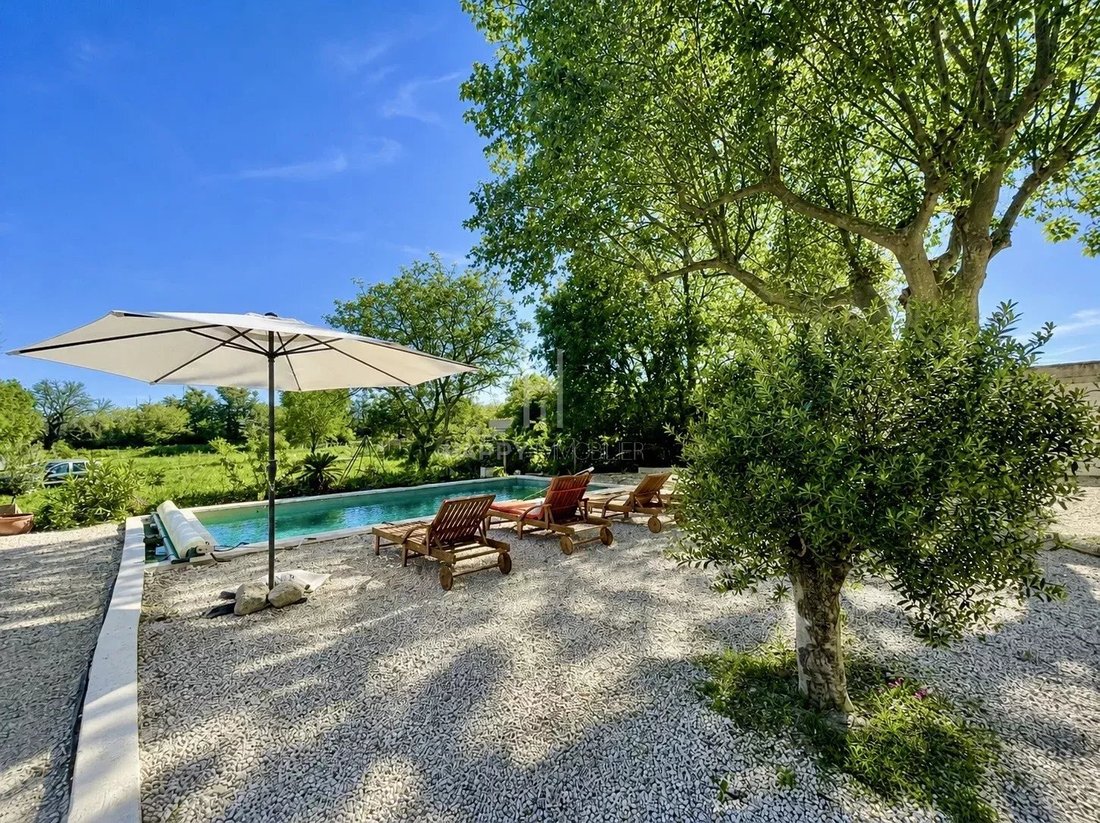 Country House in Arles, Provence-Alpes-Côte d'Azur, France 4 - 17982922
