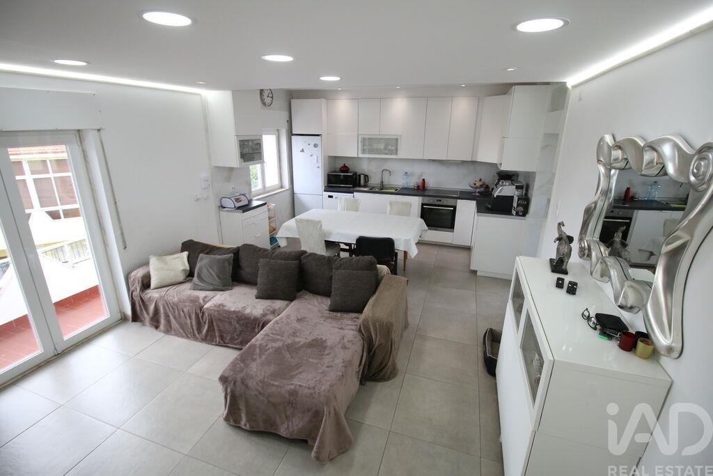 Townhouse in Ramada e Canecas, Lisbon, Portugal 3 - 17691870