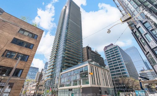 Apartment in Toronto, Ontario, Canada 1