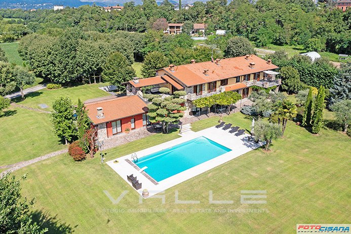 Villa in Dalmine, Lombardy, Italy 1 - 17983291
