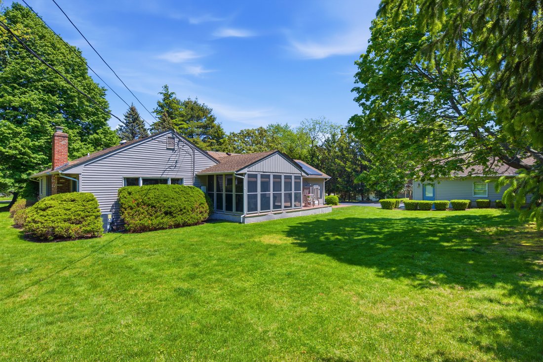 Shelter Island Heights, New York, United States 2 - 17983246