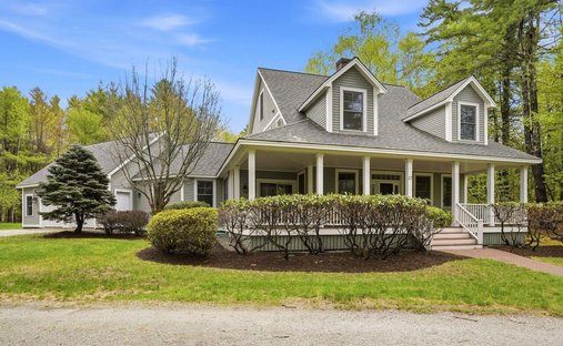 House in Alton, New Hampshire, United States 1