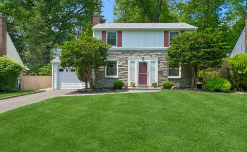 House in West Orange, New Jersey, United States 1