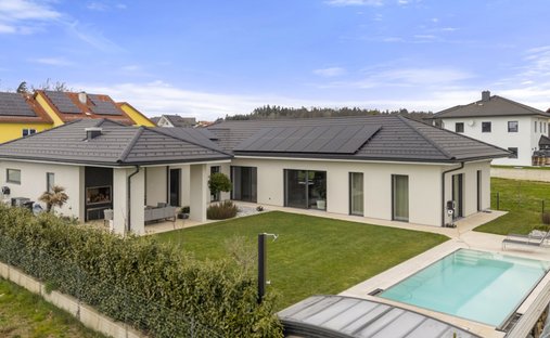 Bungalow in Wundschuh, Styria, Austria 1