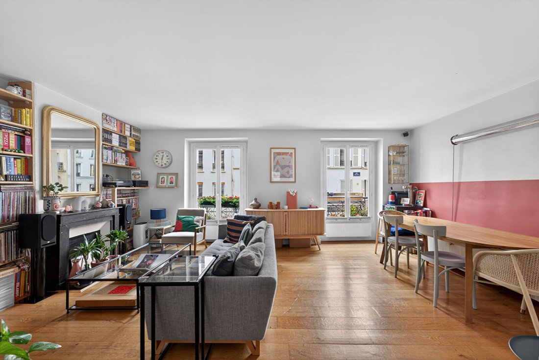 Apartment in Faubourg du Temple-Hôpital Saint Louis, Paris 10e Arrondissement, Paris 1 - 17983361