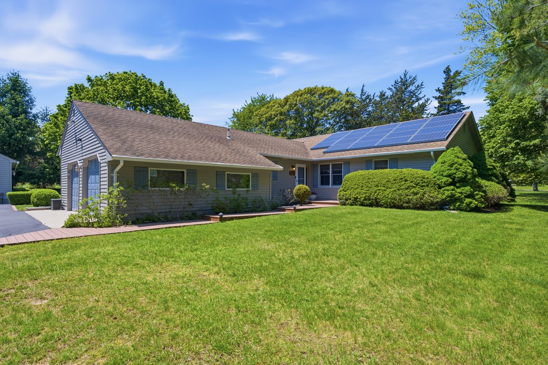 Shelter Island Heights, New York, United States 1 - 17983246