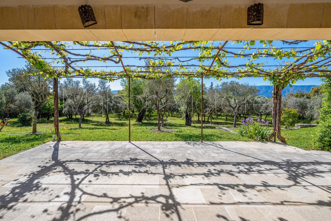 House in Gordes, Provence-Alpes-Côte d'Azur, France 4 - 17941174