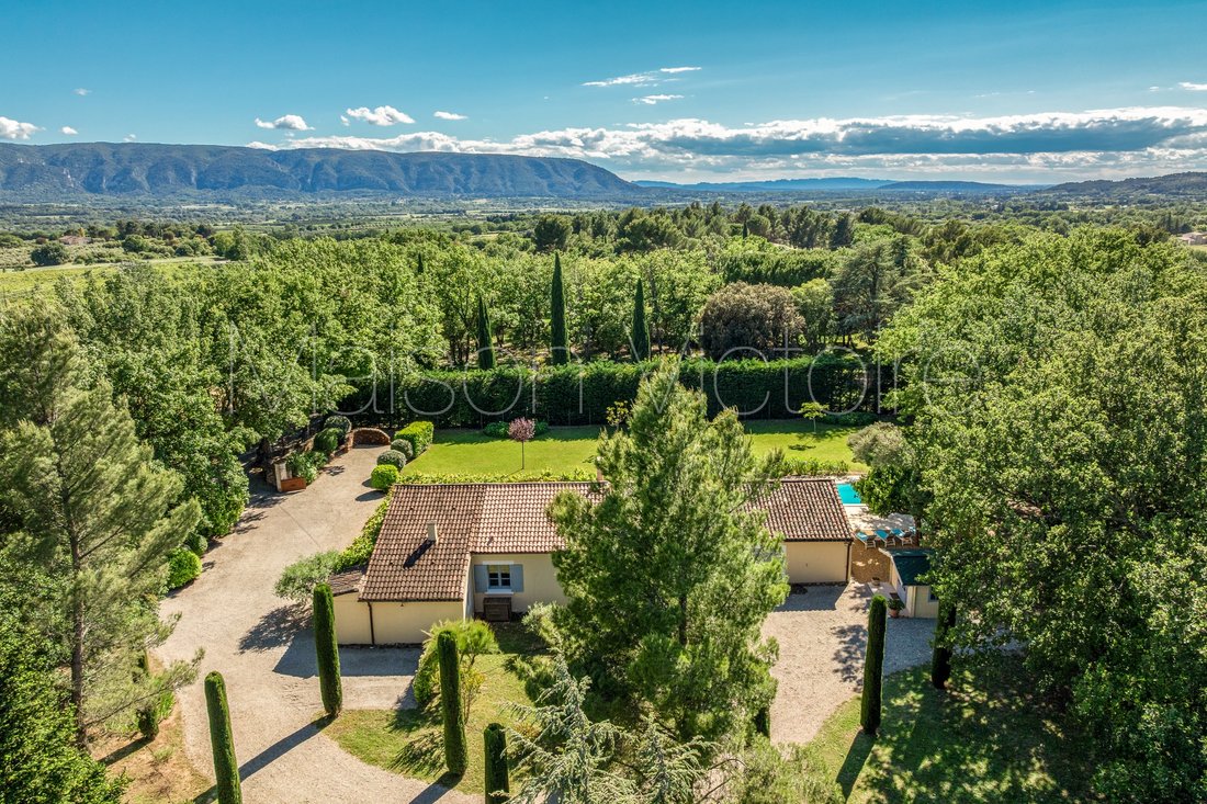 House in Gordes, Provence-Alpes-Côte d'Azur, France 4 - 17980414