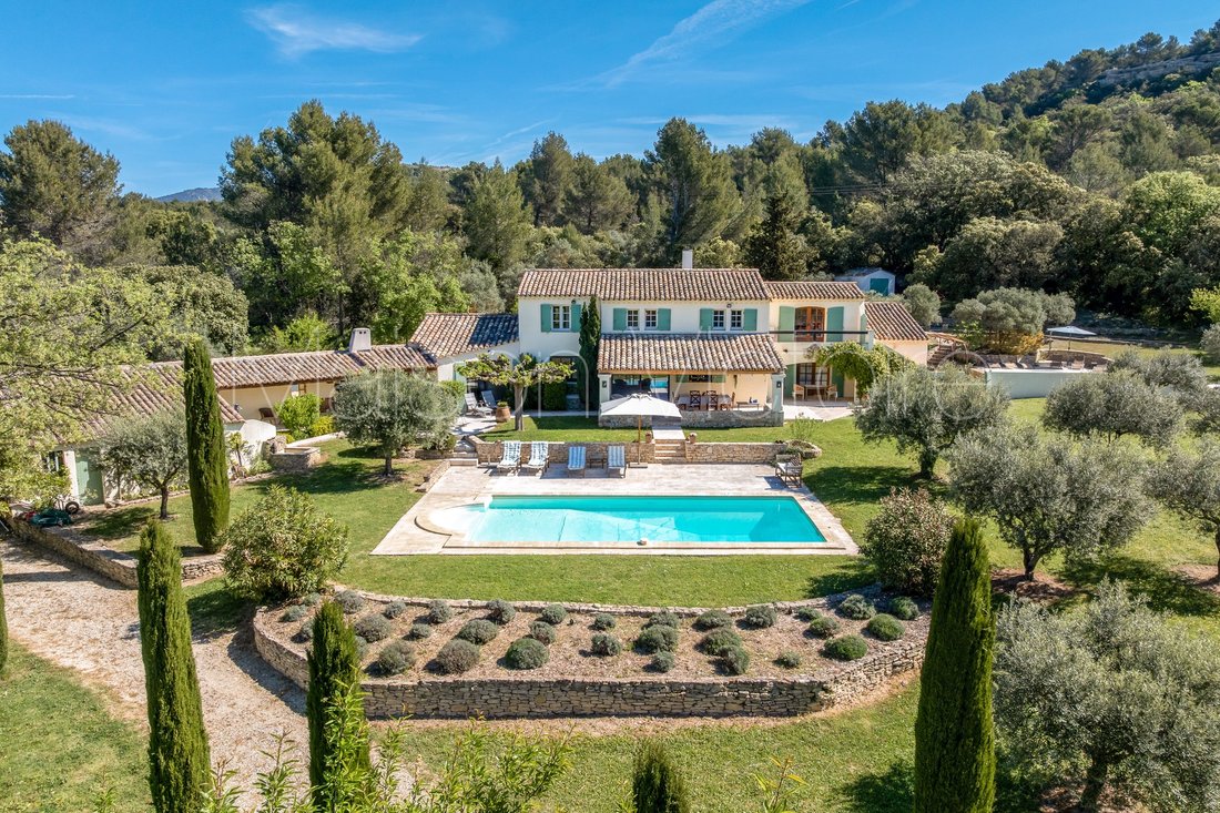 House in Lagnes, Provence-Alpes-Côte d'Azur, France 1 - 17814490