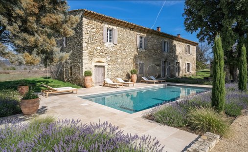 Haus in Cabrières-d'Avignon, Provence-Alpes-Côte d'Azur, Frankreich 1