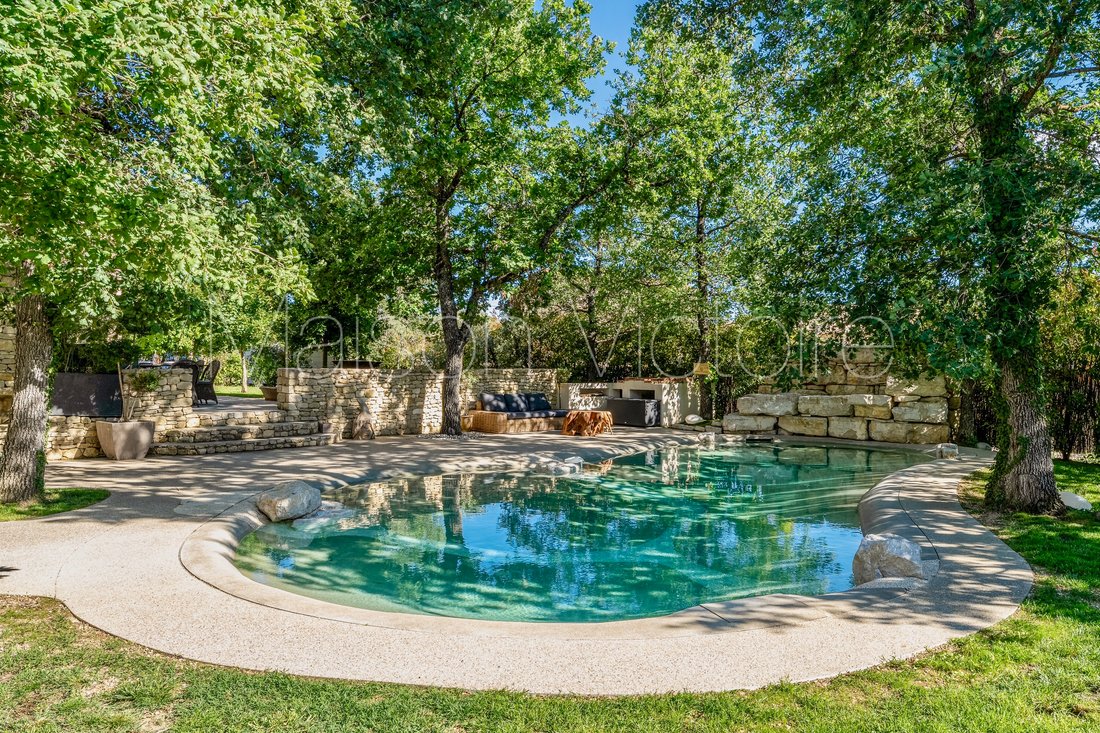 House in Gordes, Provence-Alpes-Côte d'Azur, France 2 - 17980407