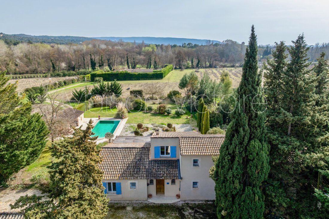 House in Saumane-de-Vaucluse, Provence-Alpes-Côte d'Azur, France 1 - 17433741