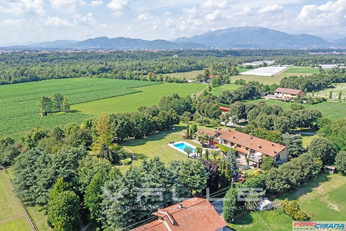 Villa in Dalmine, Lombardy, Italy 3 - 17983291