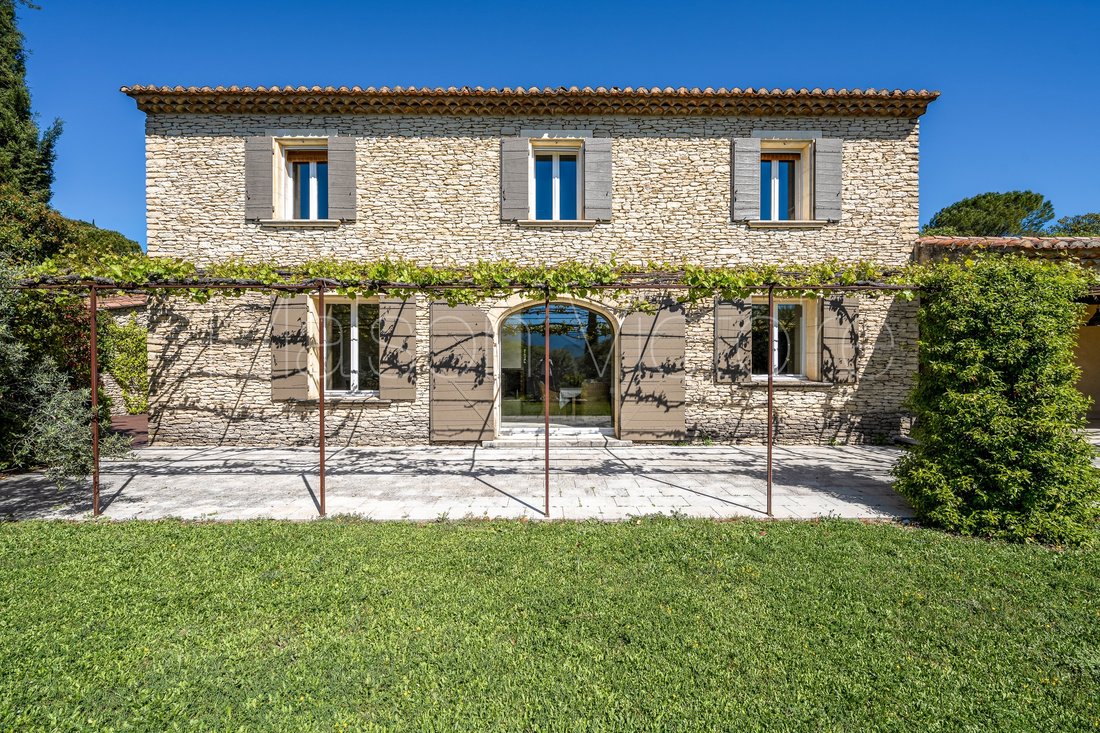 House in Gordes, Provence-Alpes-Côte d'Azur, France 2 - 17941174