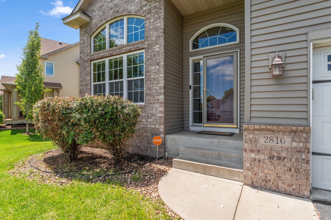 House in Woodbury, Minnesota, United States 3 - 17983237