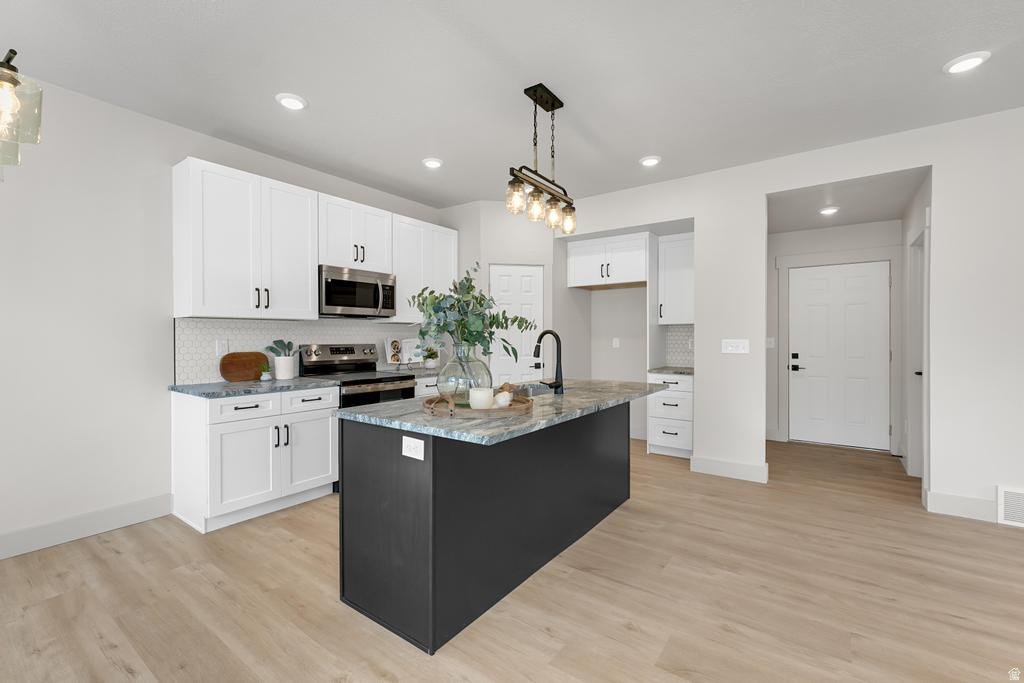 Woodland Hills, Utah, United States 5 - 17983118