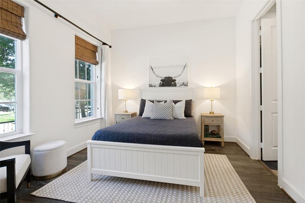 Dallas, Texas, United States 4 - 17983142