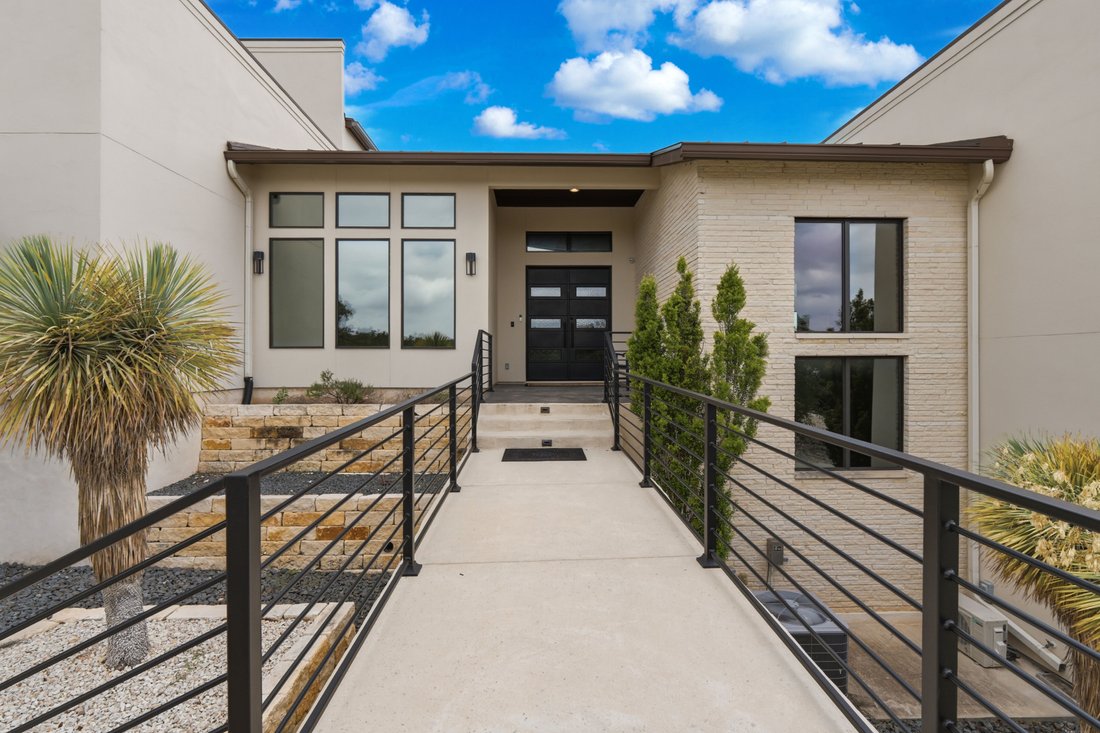 House in New Braunfels, Texas, United States 2 - 17983254