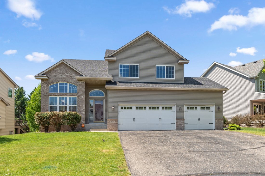 House in Woodbury, Minnesota, United States 1 - 17983237