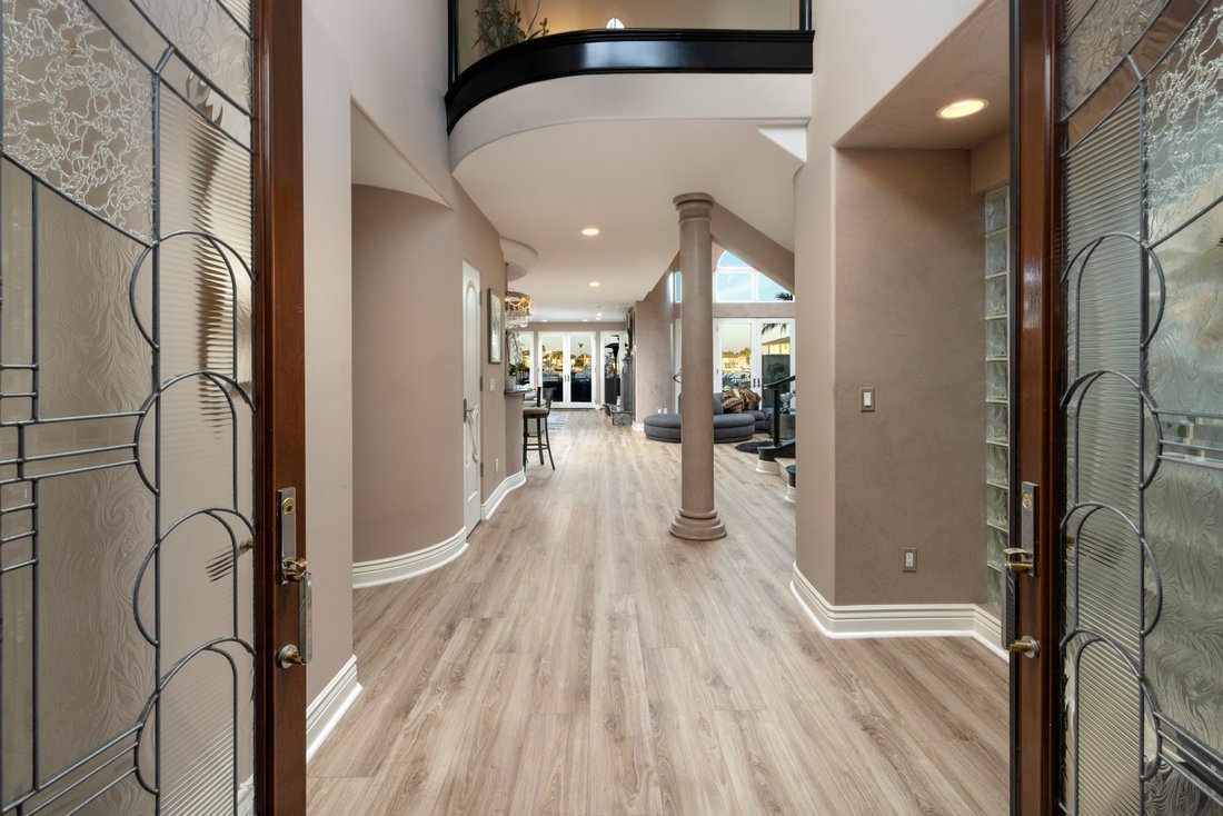 House in Huntington Beach, California, United States 3 - 15946910