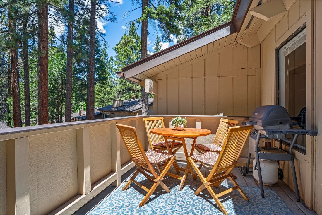 Condo in Incline Village, Nevada, United States 2 - 17983208