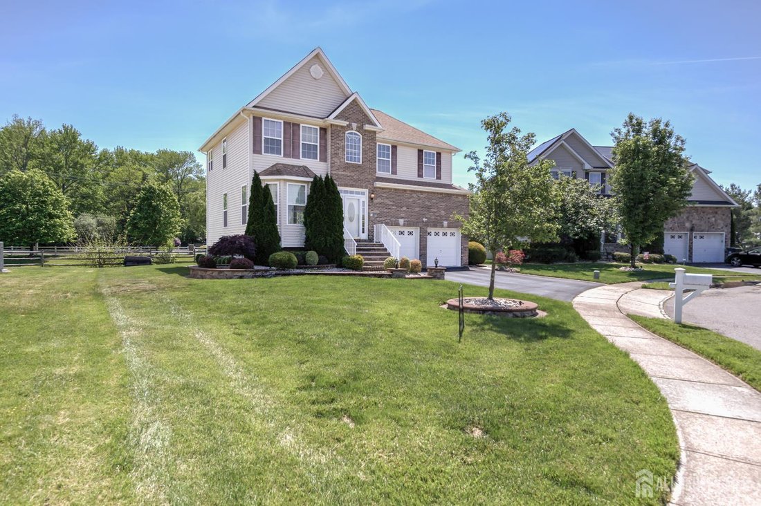 House in Monroe Township, New Jersey, United States 3 - 17983133