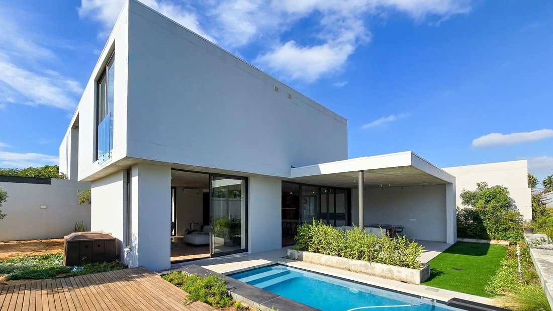 House in La Lucia, KwaZulu-Natal, South Africa 1 - 17983558