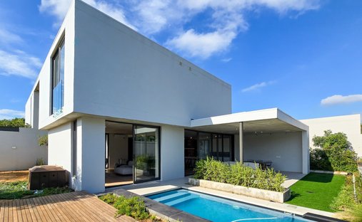 House in La Lucia, KwaZulu-Natal, South Africa 1