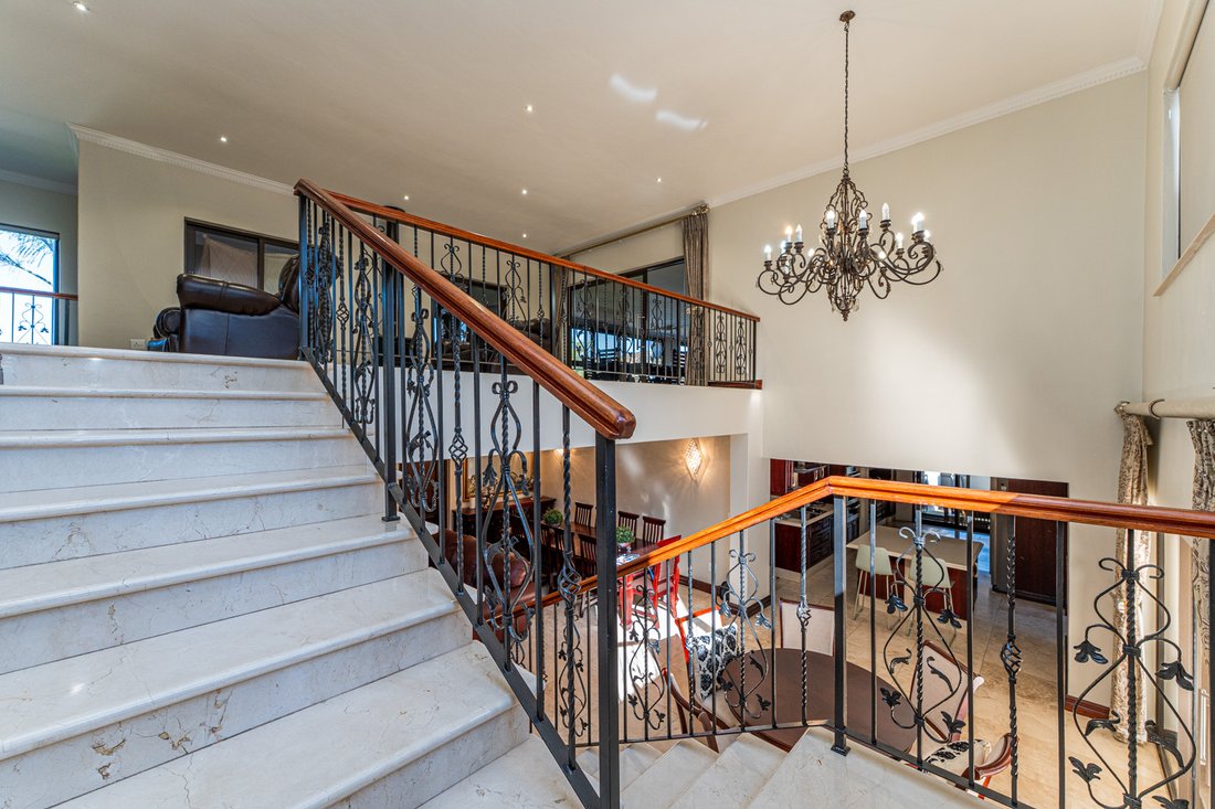 House in Krugersdorp, Gauteng, South Africa 4 - 17983556