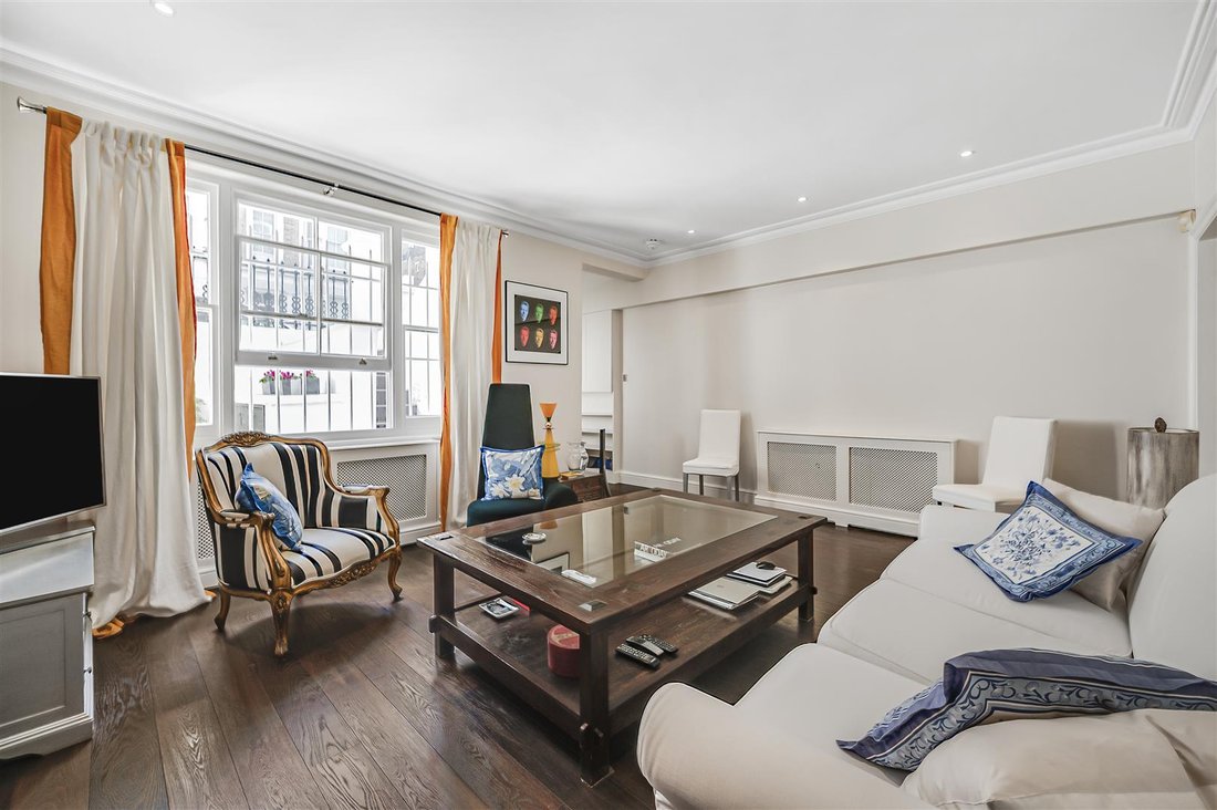 Apartment in The Boltons, Kensington And Chelsea, England 2 - 17983722