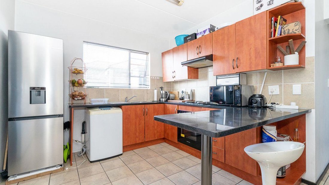 Apartment in Bartlett AH, Gauteng, South Africa 5 - 17983554