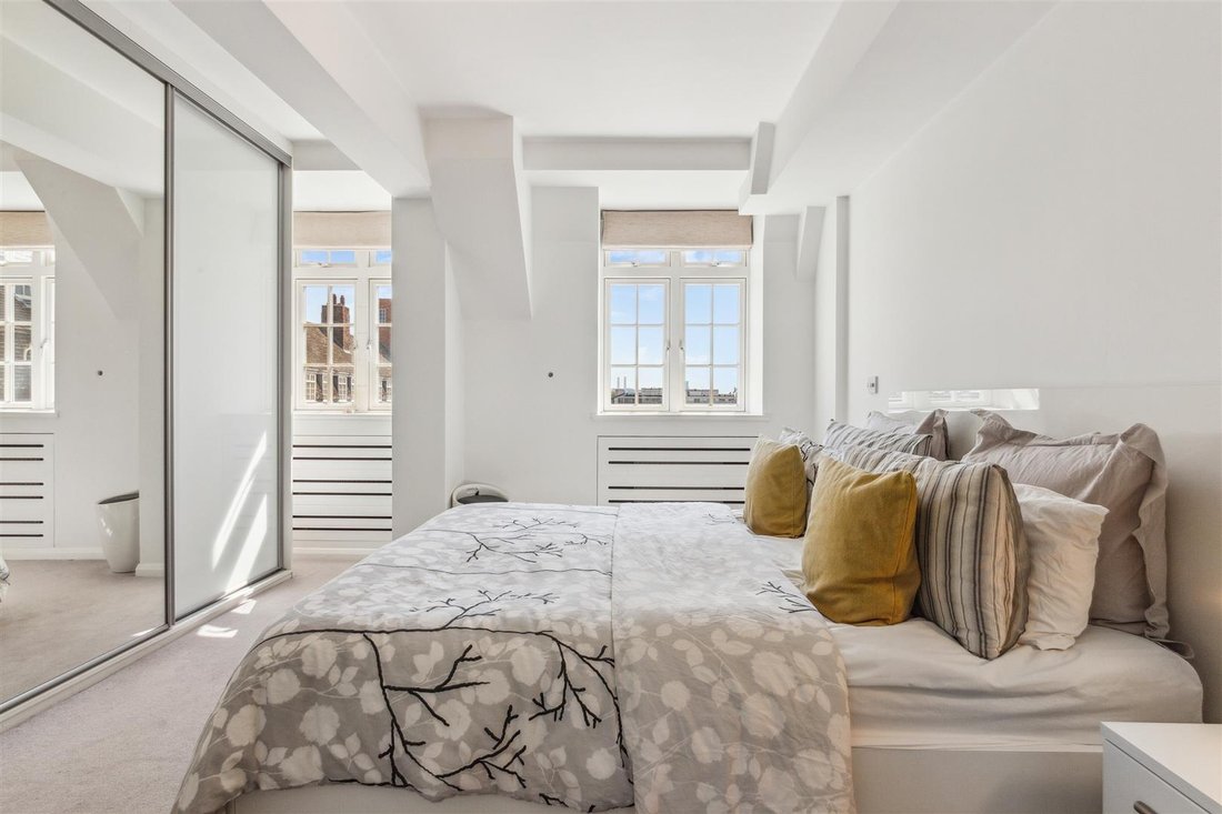 Apartment in Chelsea, Kensington And Chelsea, England 5 - 17983712