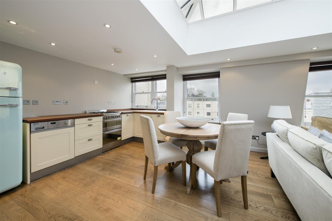 Apartment in Belgravia, Westminster, England 2 - 17983724