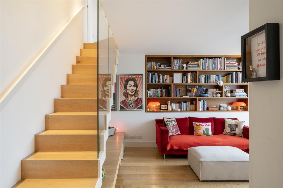 Apartment in Campden Hill, Kensington And Chelsea, England 1 - 17983715