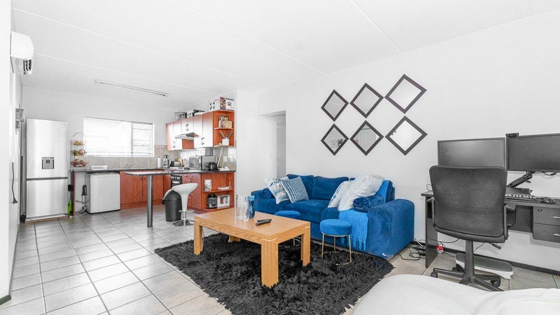 Apartment in Bartlett AH, Gauteng, South Africa 4 - 17983554