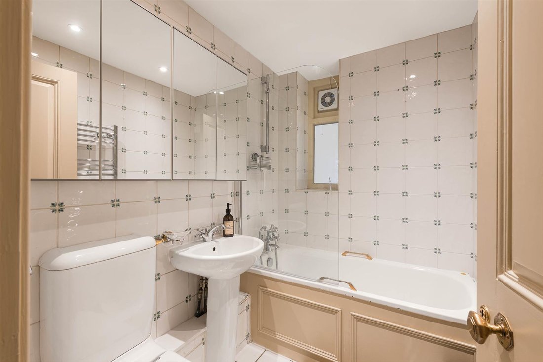 Apartment in Brompton, Kensington And Chelsea, England 5 - 17983750