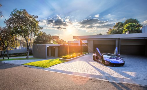 House in Illovo, Chislehurston, Gauteng 1