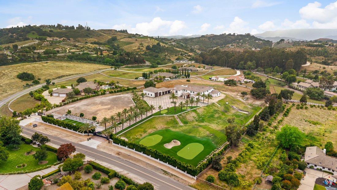 Temecula, California, United States 3 - 17983928