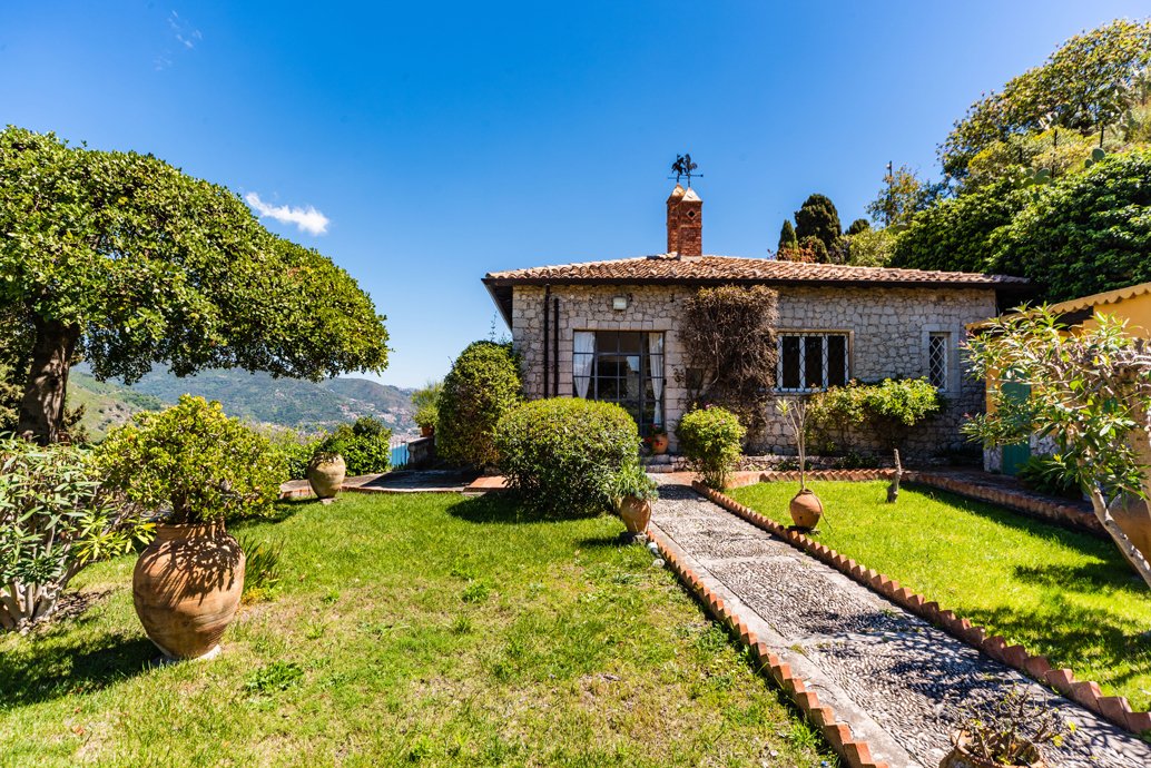 Villa in Taormina, Sicily, Italy 1 - 17983766