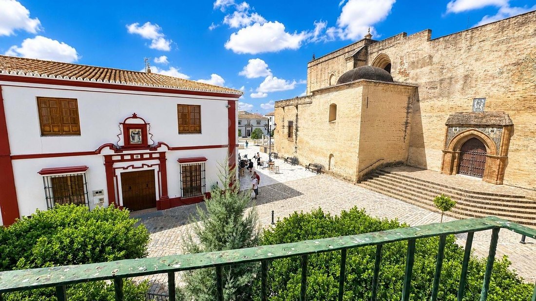 Chateau in Villalba del Alcor, Andalusia, Spain 1 - 17983764
