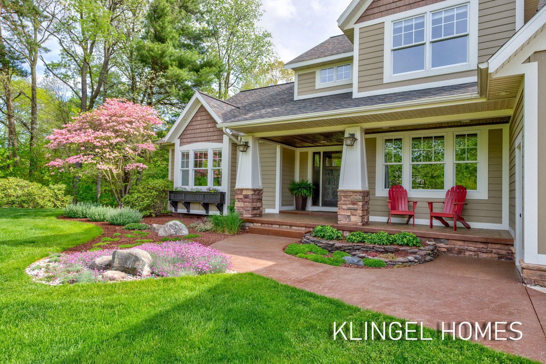 House in Fruitport Charter Township, Michigan, United States 1 - 17702803