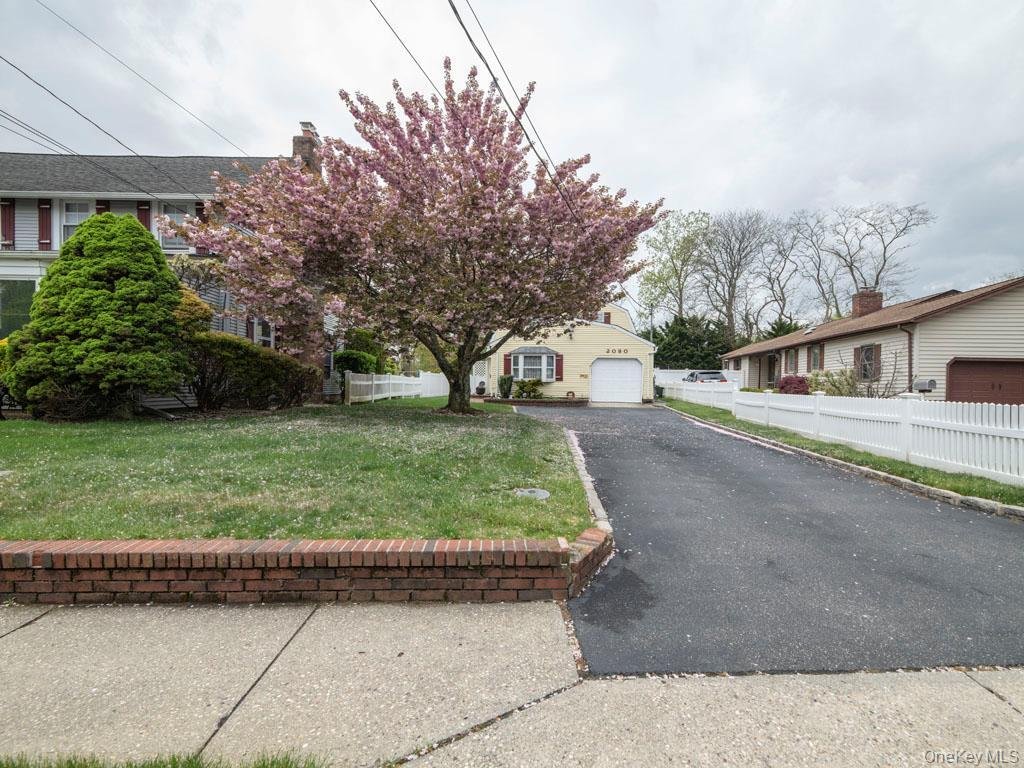 House in Seaford, New York, United States 2 - 17983834