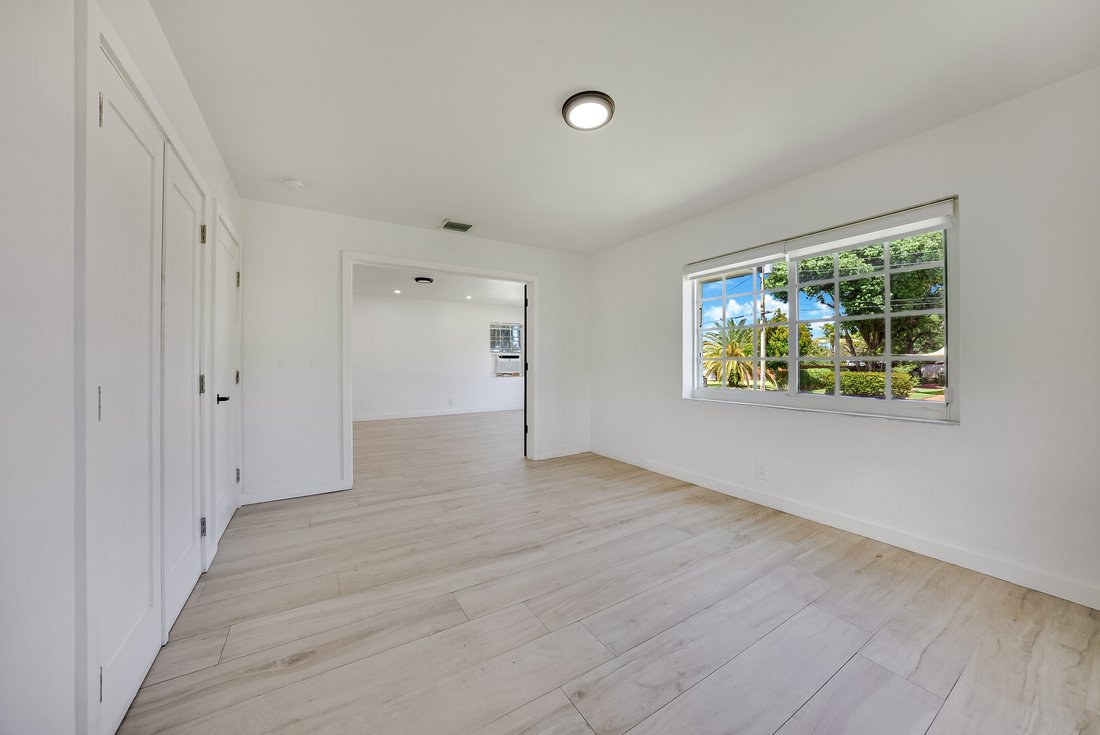 House in Hallandale Beach, Florida, United States 3 - 17983927
