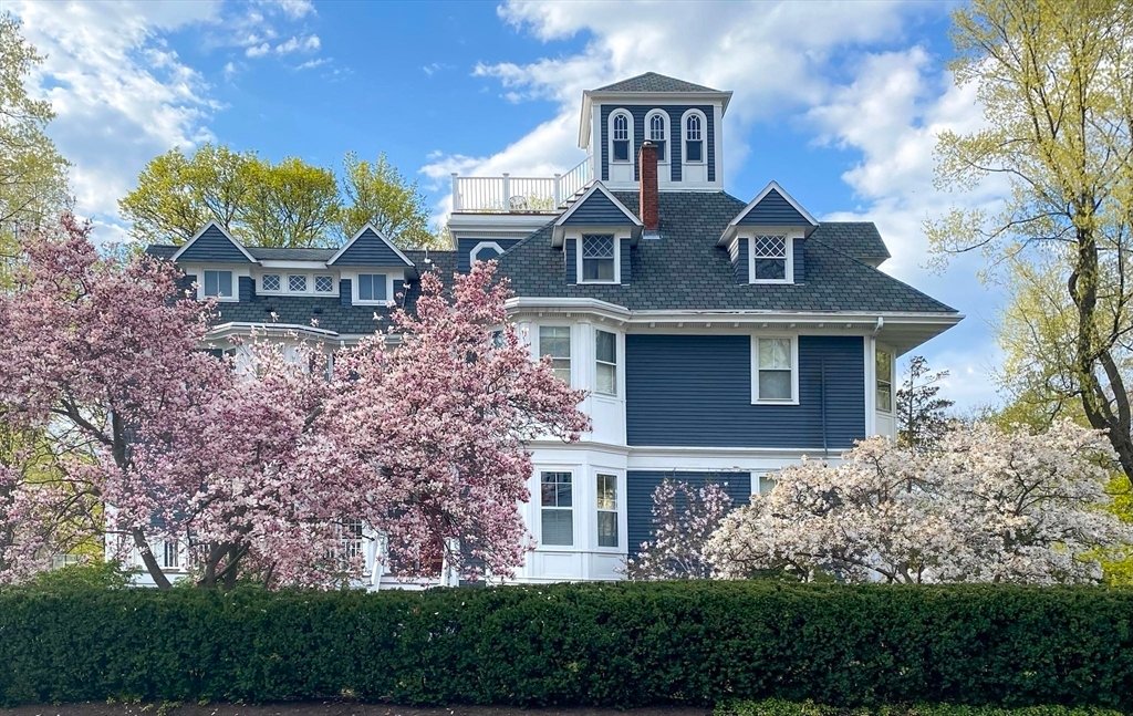 House in Newton, Massachusetts, United States 1 - 17617684