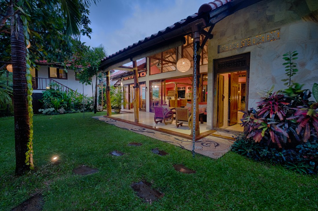 Villa in Denpasar, Bali, Indonesia 4 - 17983940