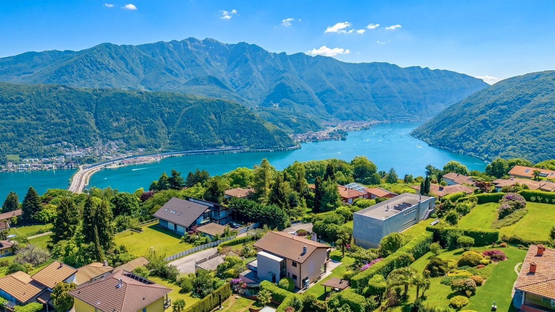 Villa in Lugano, Ticino, Switzerland 1 - 17986867