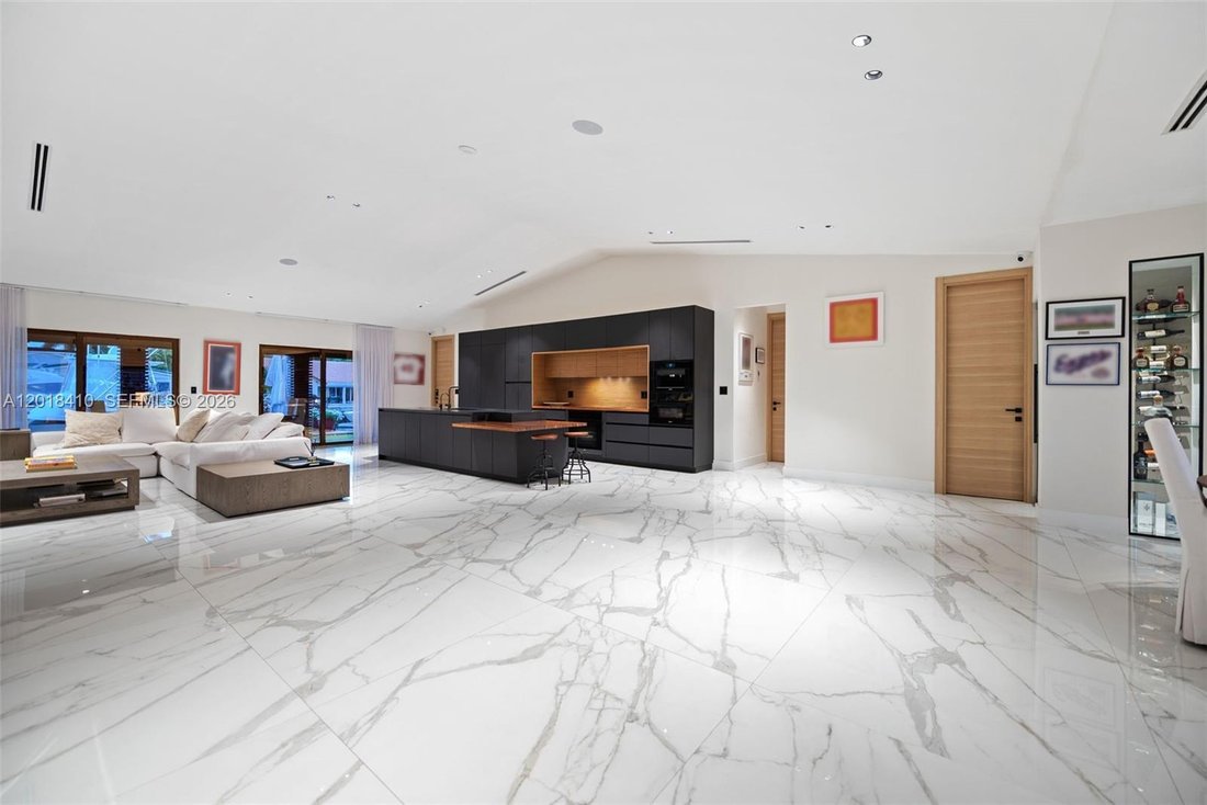 House in Golden Beach, Florida, United States 5 - 17985936