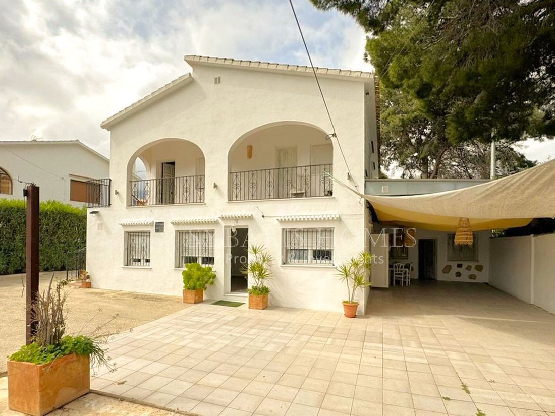 Chalet in Denia, Valencian Community, Spain 1 - 17970157